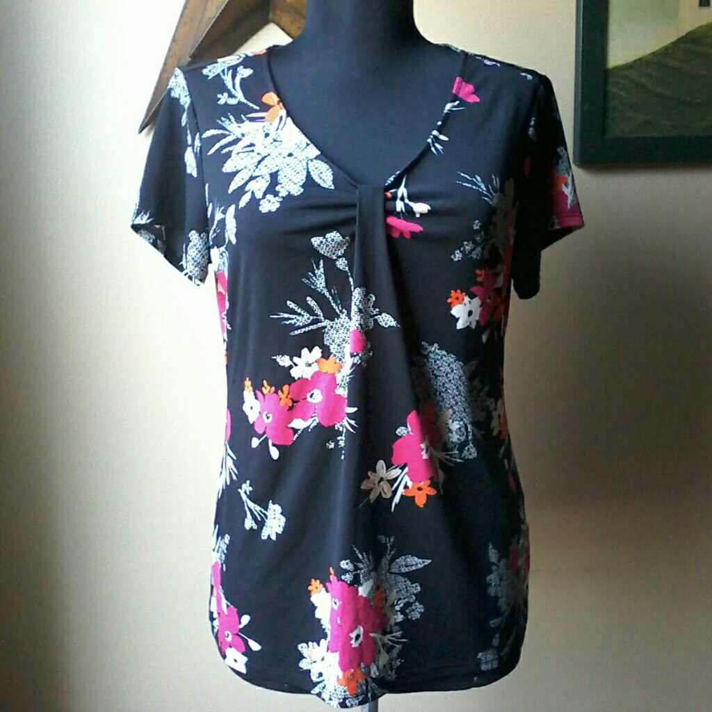 Pretty Floral Top